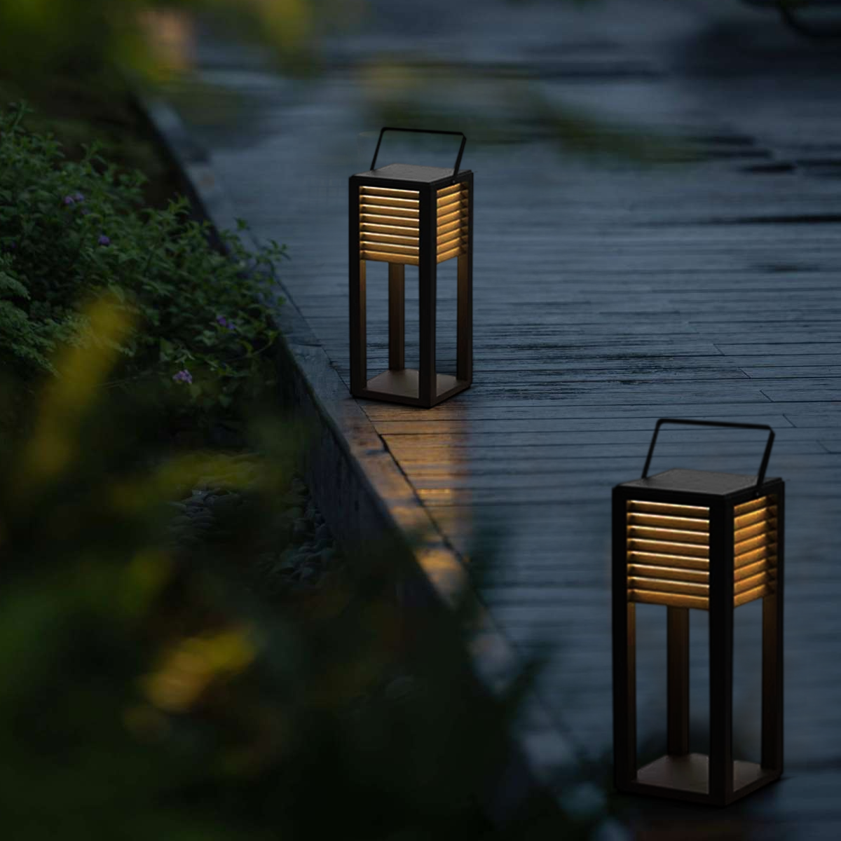 Modern Solar Outdoor Floor Lamp